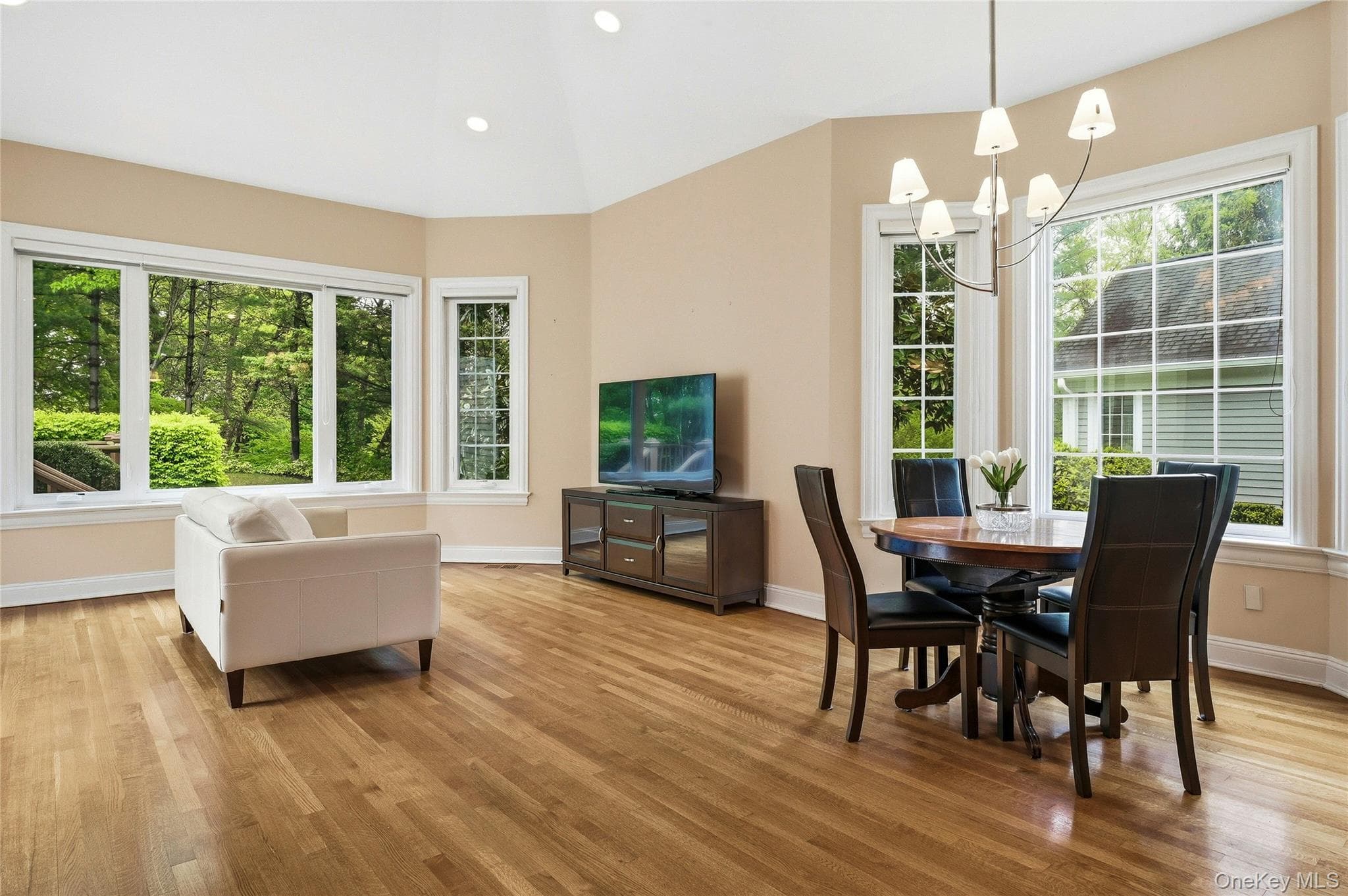 41 Evergreen Circle thumbnail 18
