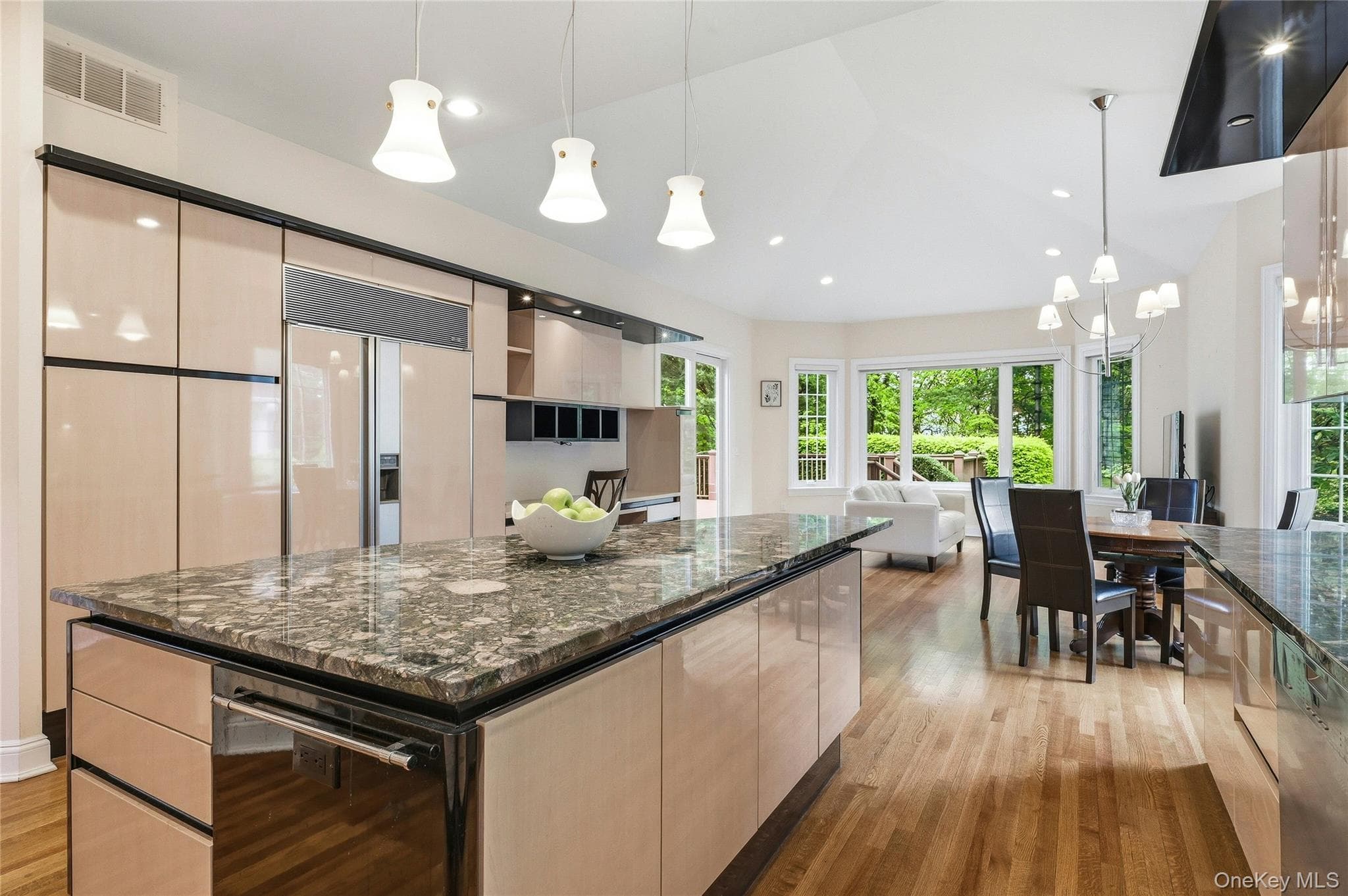 41 Evergreen Circle thumbnail 17
