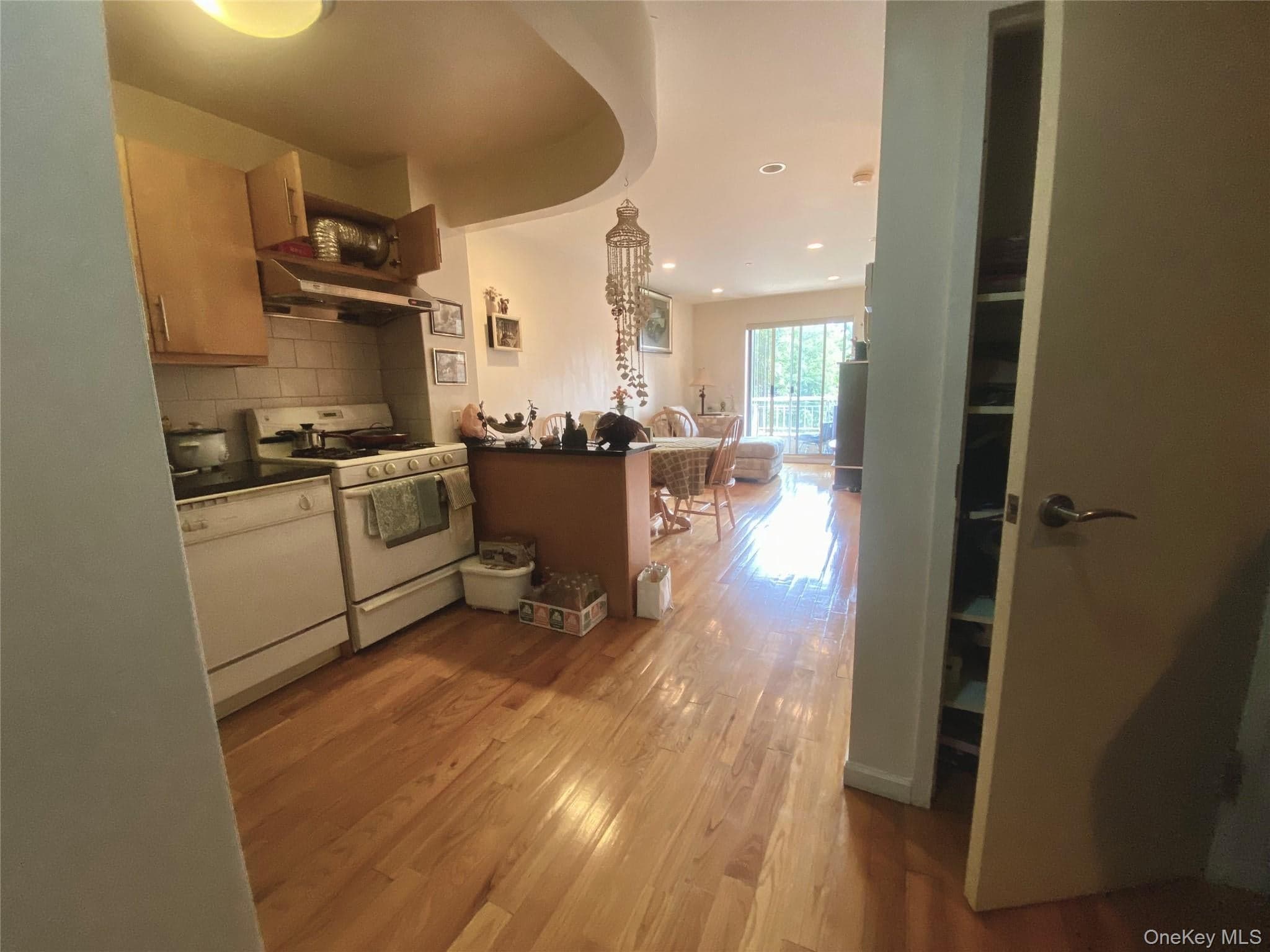 38-22 147th Street Unit: 5B thumbnail 9