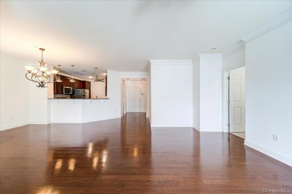 732 Regency Drive thumbnail 8