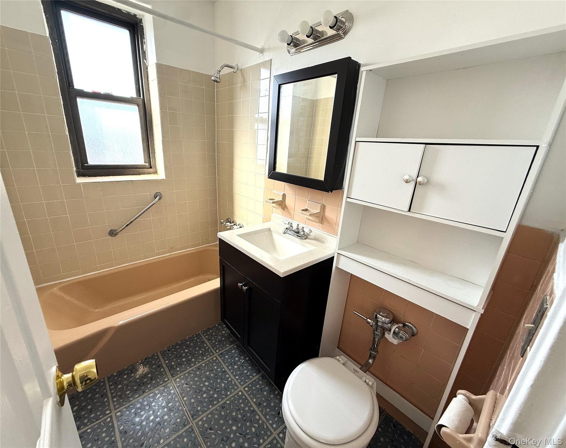 143 Bruce Avenue Unit: 3G thumbnail 5