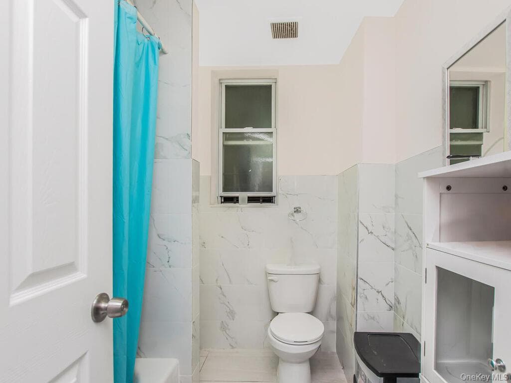1406 White Plains Road thumbnail 12
