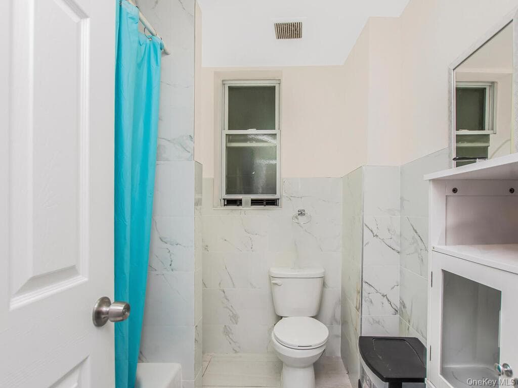 1406 White Plains Road thumbnail 20