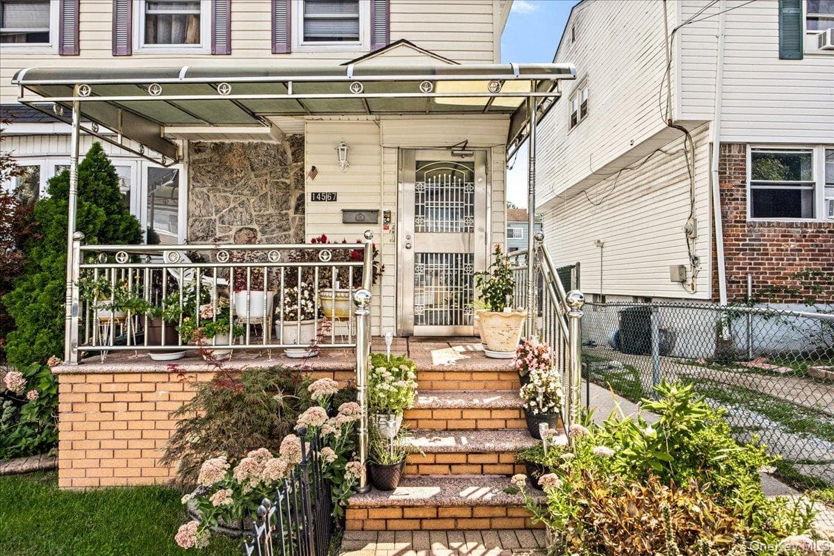 145-67 224th Street thumbnail 4