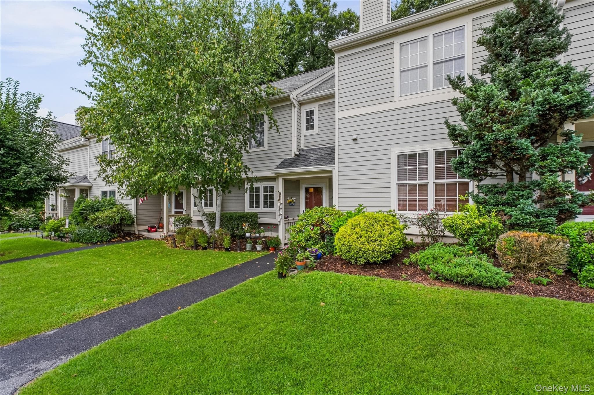 5304 Applewood Circle thumbnail 2
