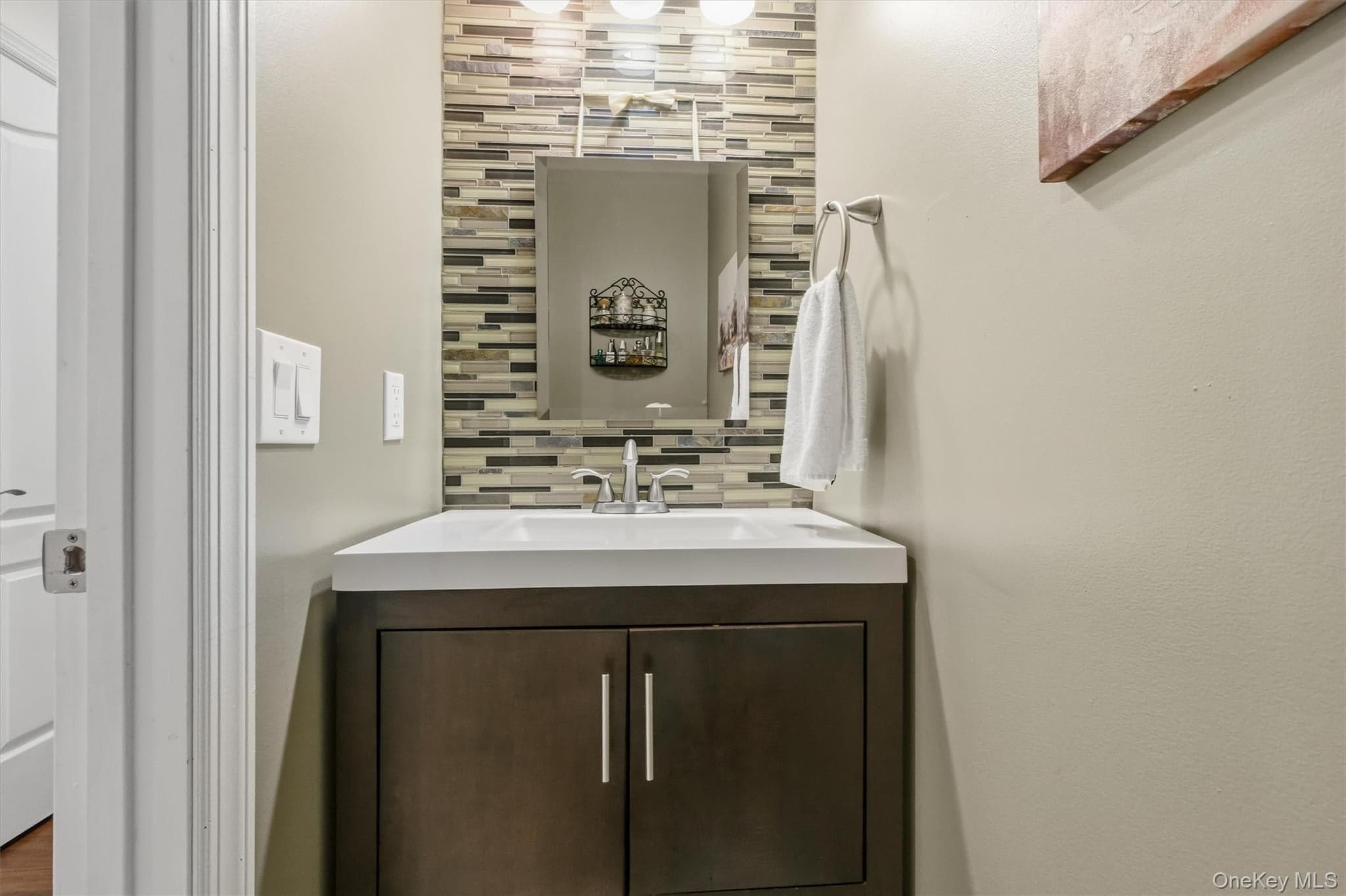 5304 Applewood Circle thumbnail 15