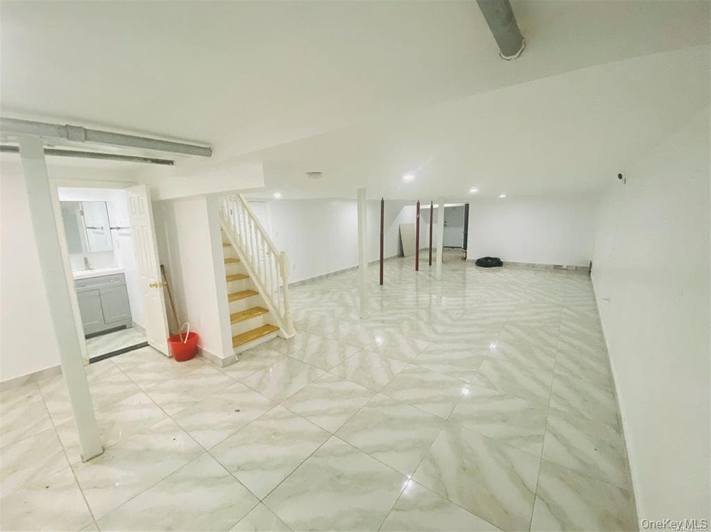 318 Humboldt Street thumbnail 12