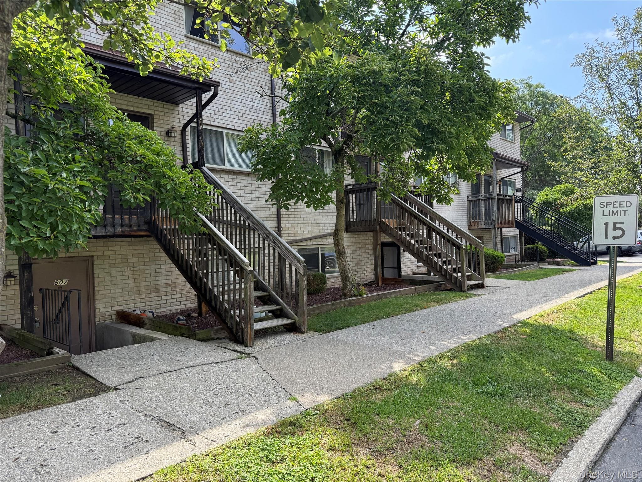 26 Cooper Road Unit: 810, Poughkeepsie