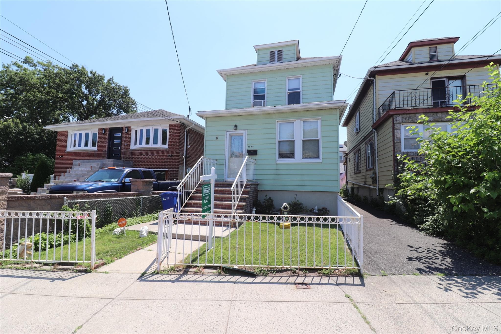 3232 Country Club Road, Bronx