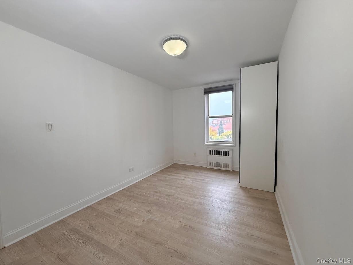 60-11 Broadway Unit: 5E thumbnail 8