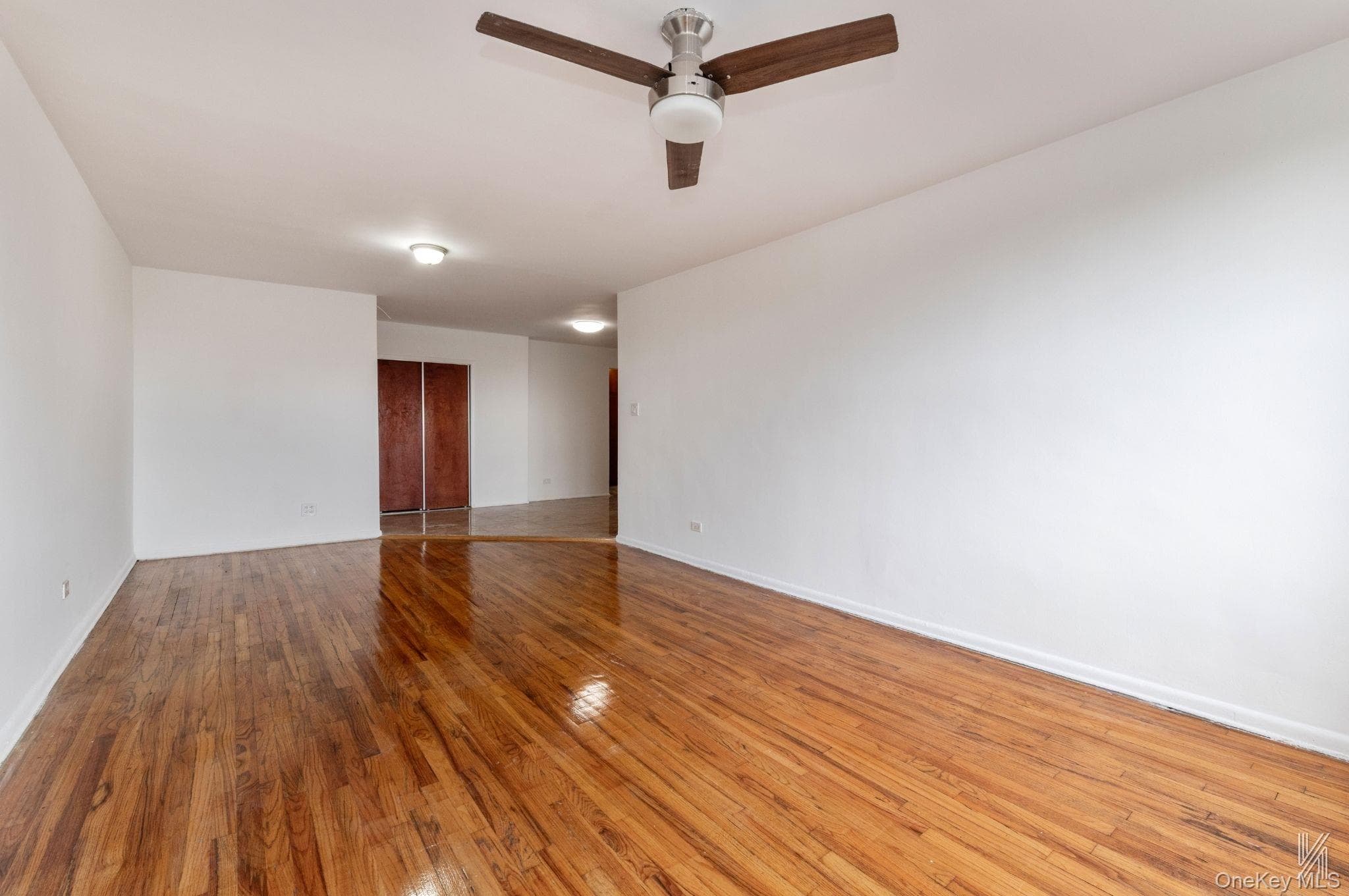 41-42 73rd Street Unit: 5B thumbnail 4