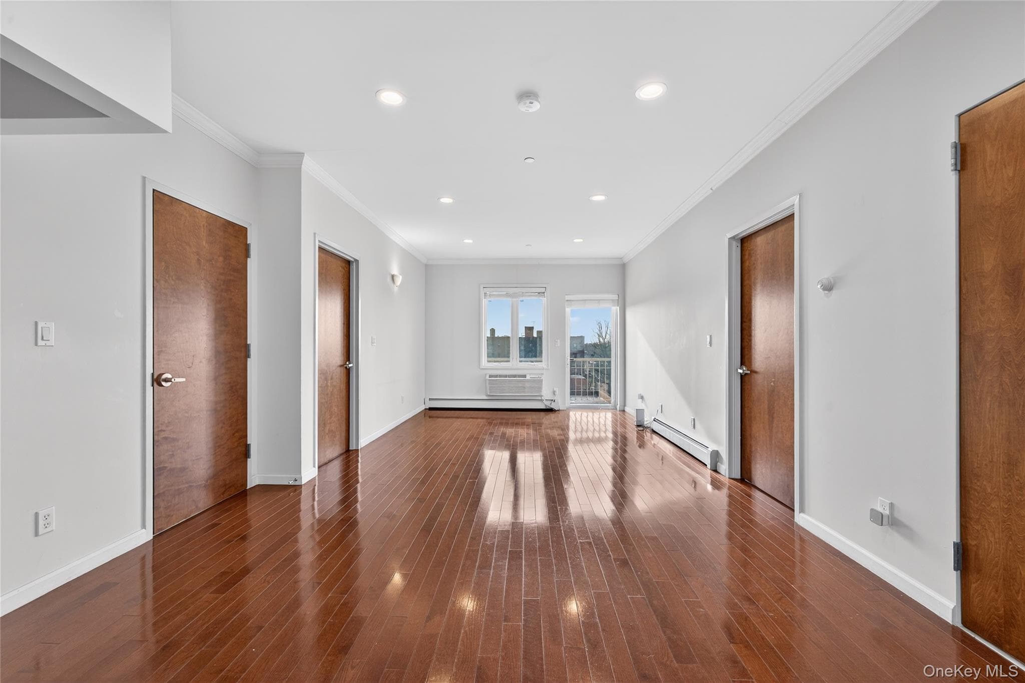149-06 Northern Boulevard Unit: 501 thumbnail 2