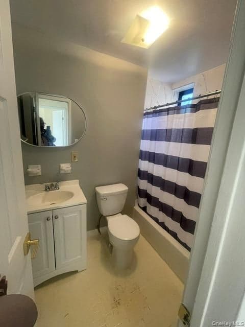 2167 Crotona Avenue Unit: 2I thumbnail 3
