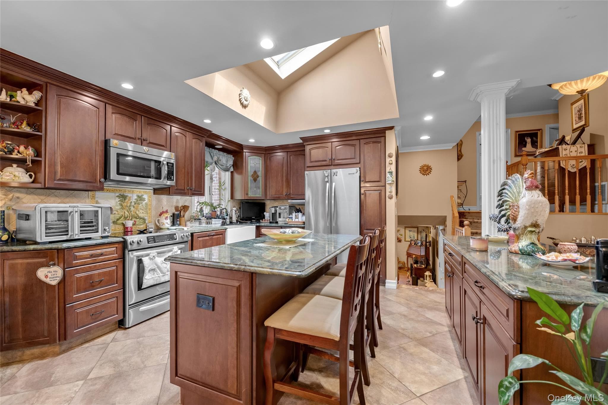 936 Stratford Court thumbnail 9