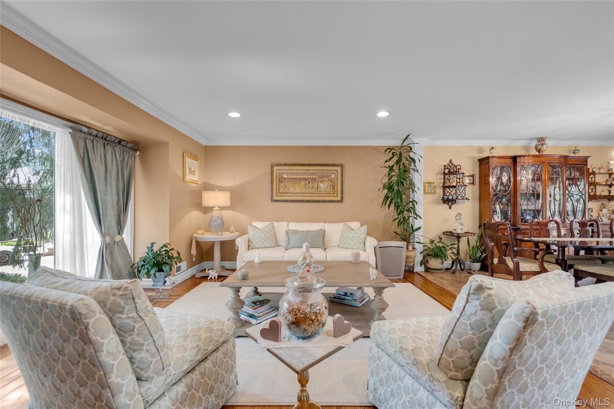 936 Stratford Court thumbnail 5
