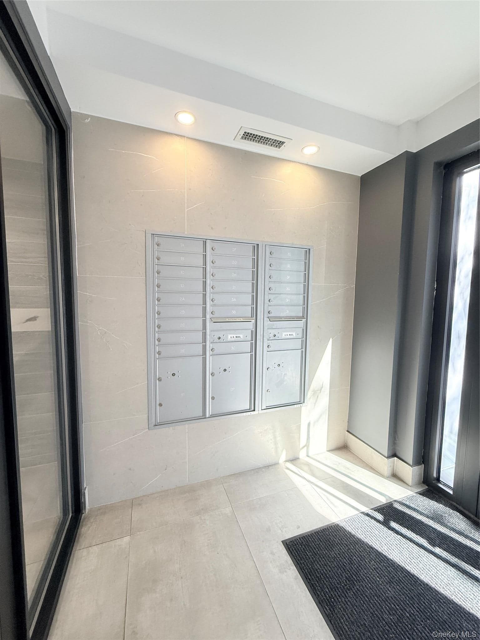 15353 77th Avenue Unit: 3C thumbnail 3