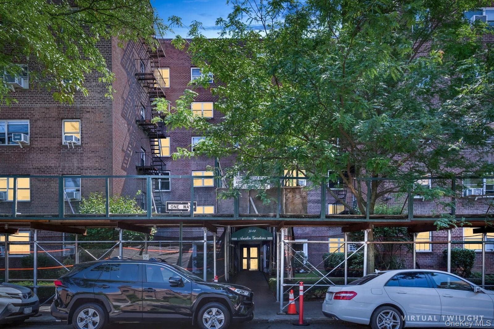 7502 Austin Street Unit: 1L thumbnail 19