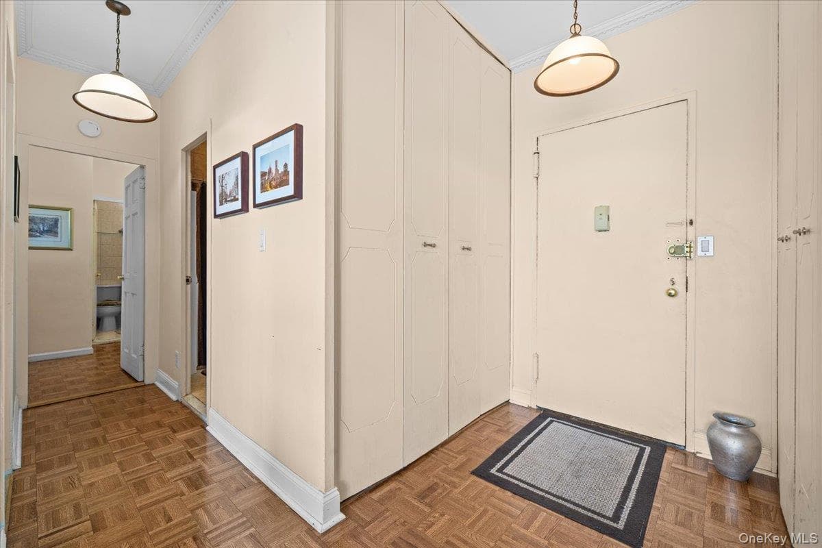555 Kappock Street Unit: 2T thumbnail 8