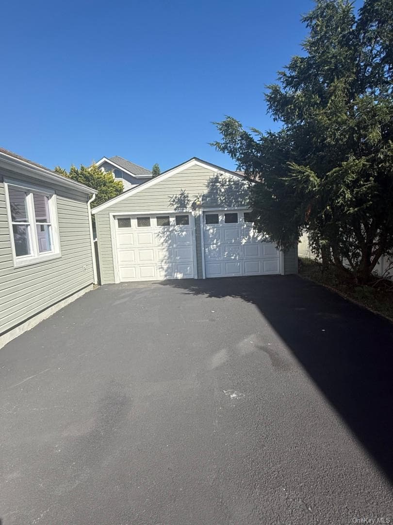 51 Tameling Avenue thumbnail 26