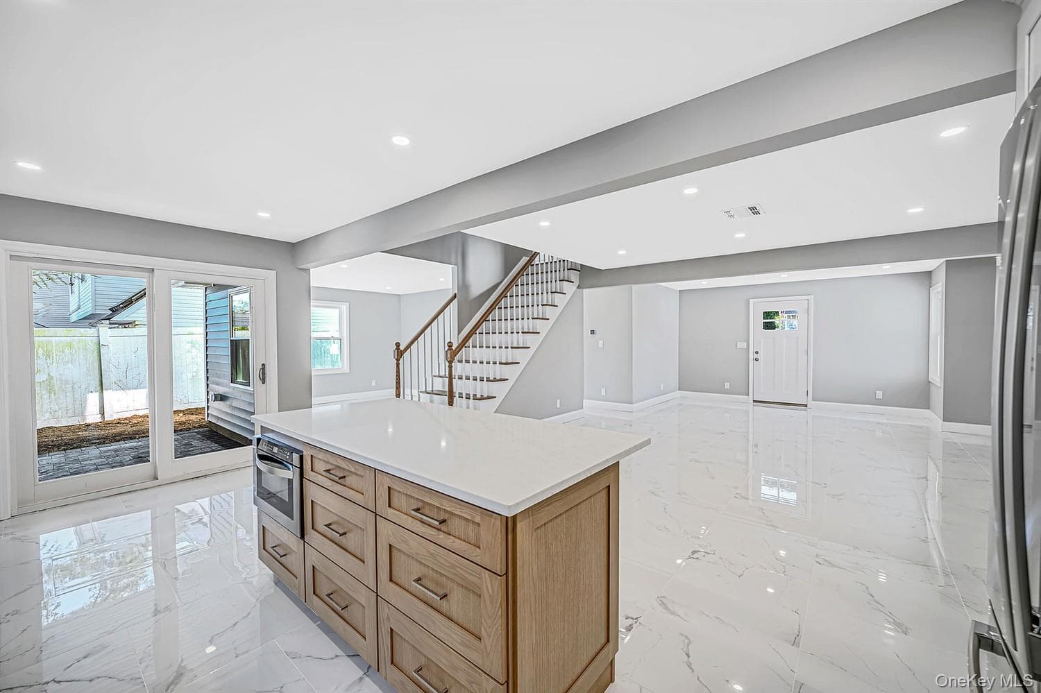 110 Bayberry Lane thumbnail 14