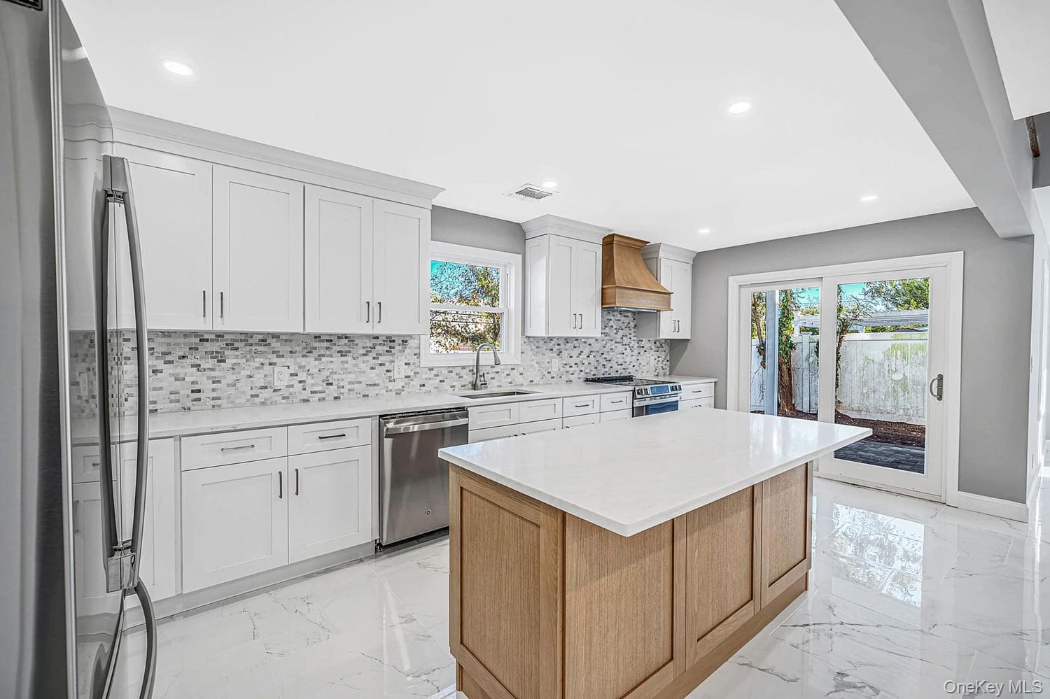 110 Bayberry Lane thumbnail 11