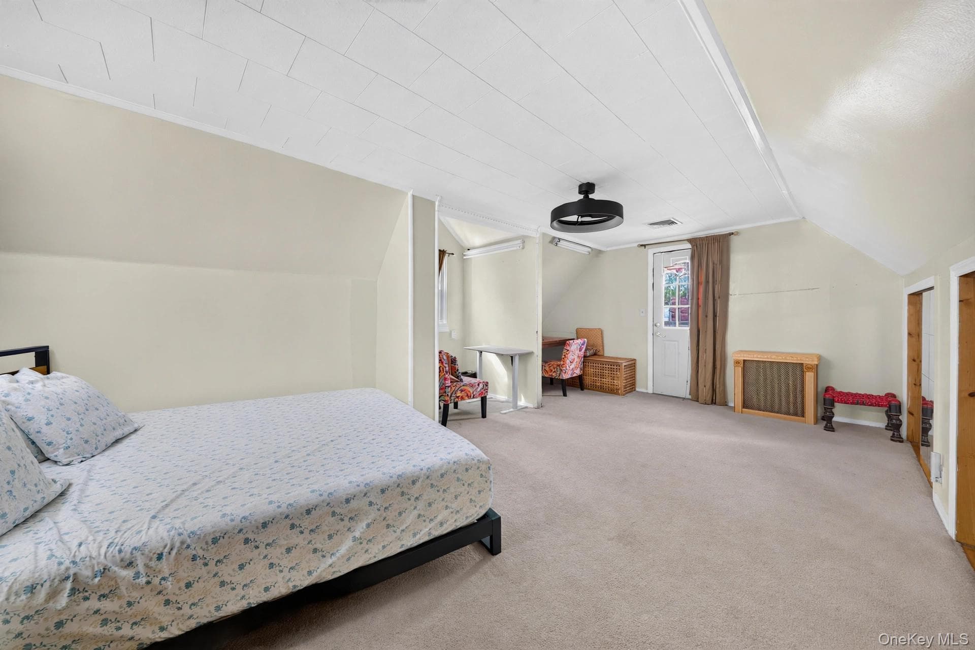 471 Beech Street thumbnail 14