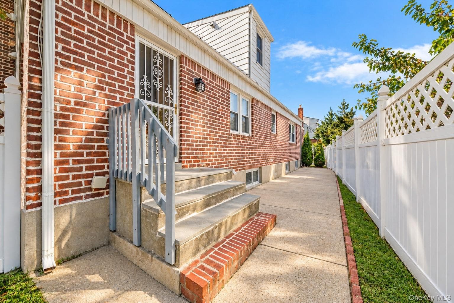 471 Beech Street thumbnail 25