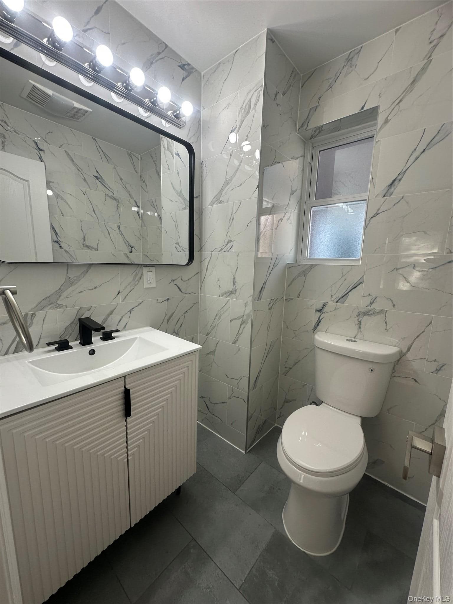 243-61 Mayda Road thumbnail 6
