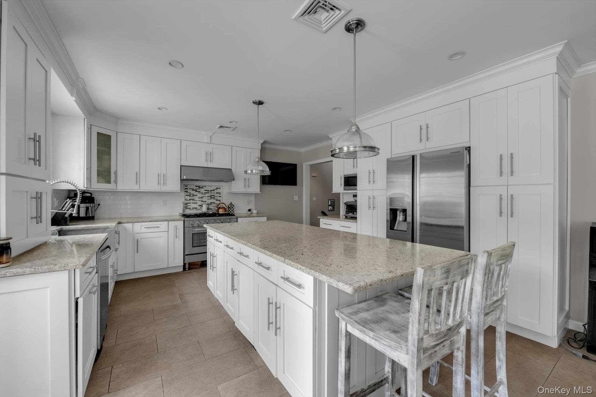 1361 Boxwood Drive thumbnail 7