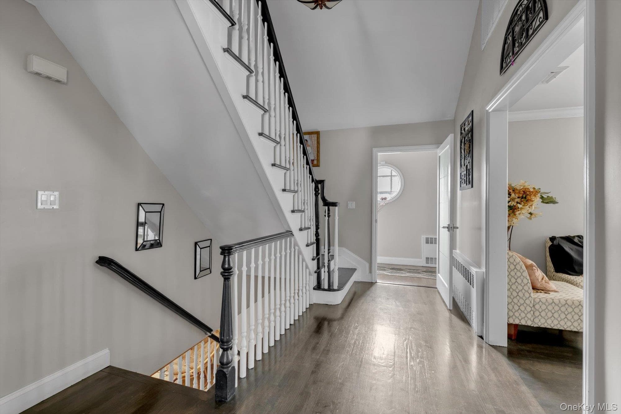 1361 Boxwood Drive thumbnail 2