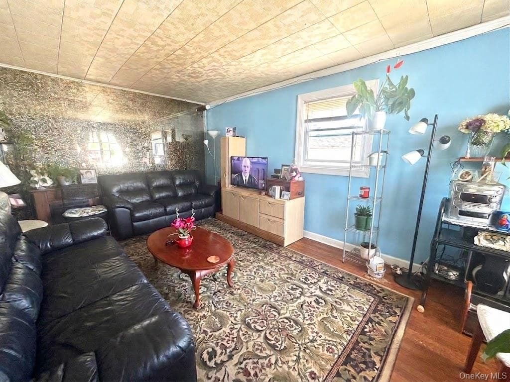 1112 Mckenna Place thumbnail 2