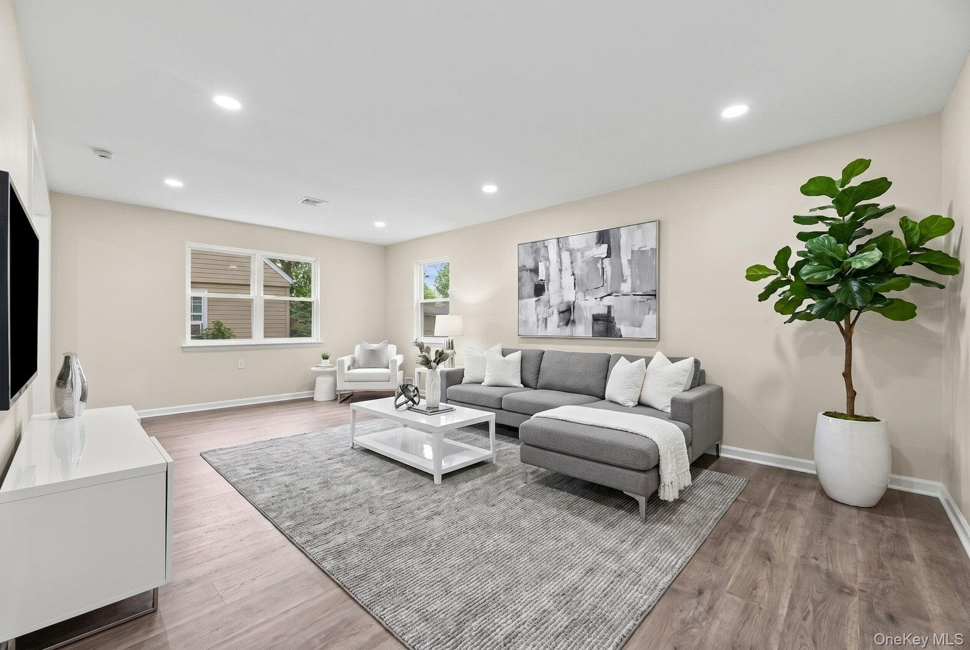 257 Edinburgh Drive thumbnail 7