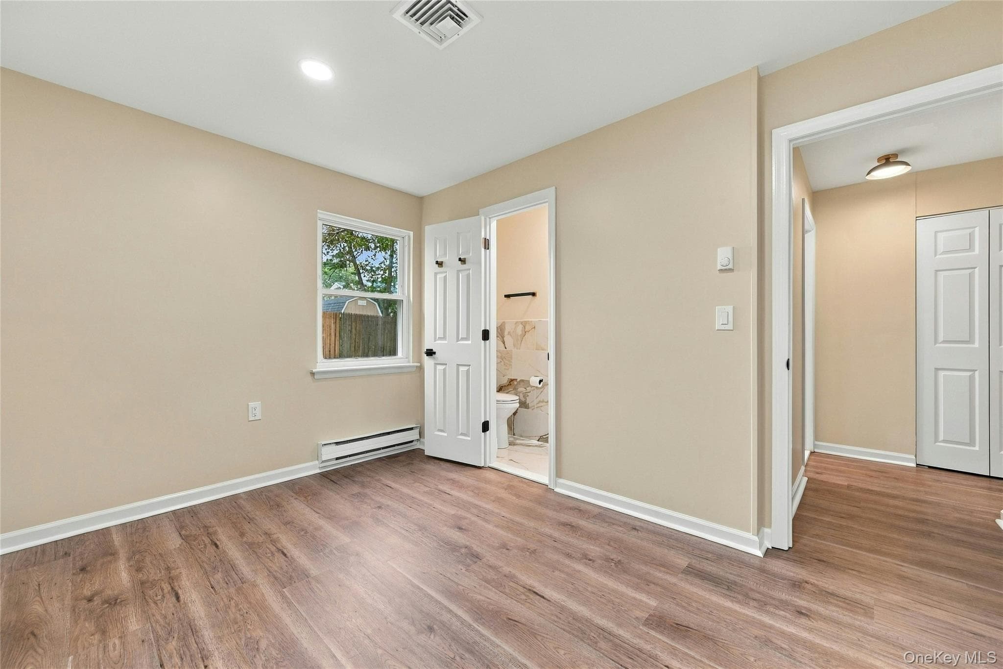 257 Edinburgh Drive thumbnail 20