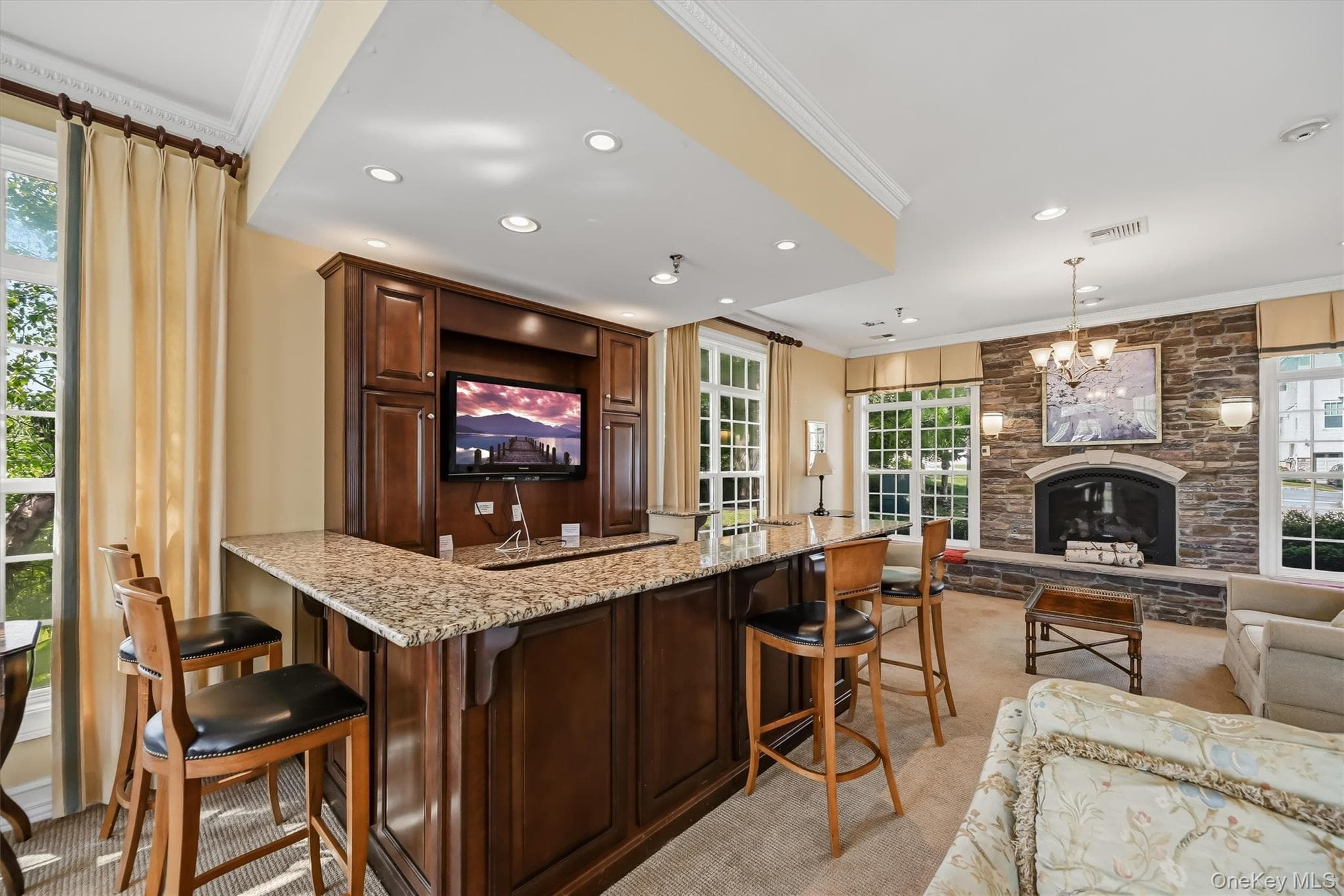 806 Hawthorn Way thumbnail 46
