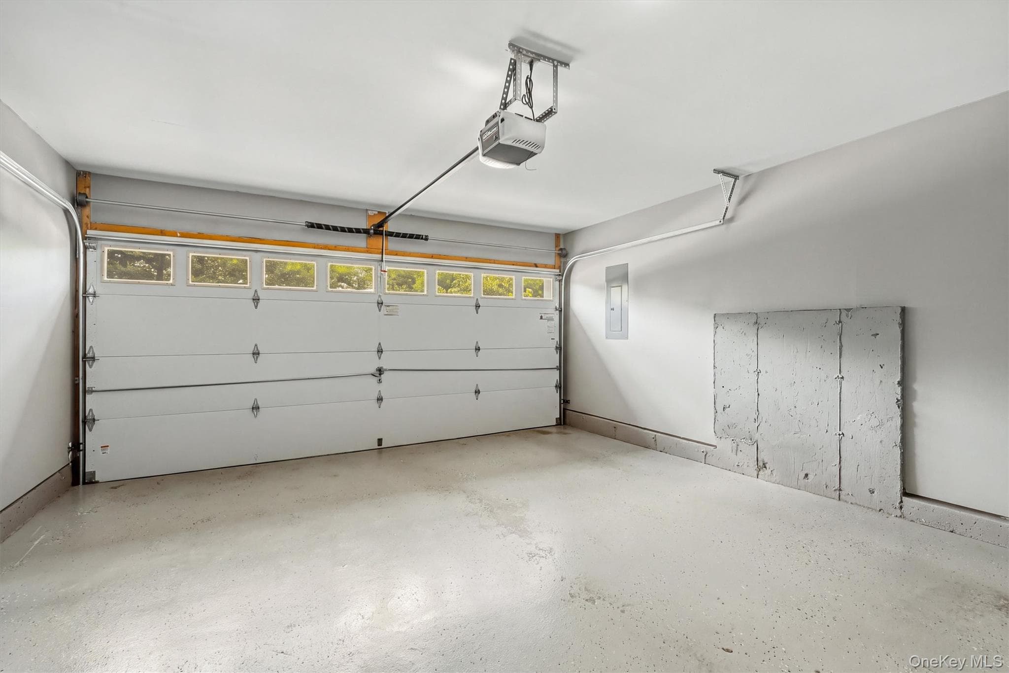 806 Hawthorn Way thumbnail 37