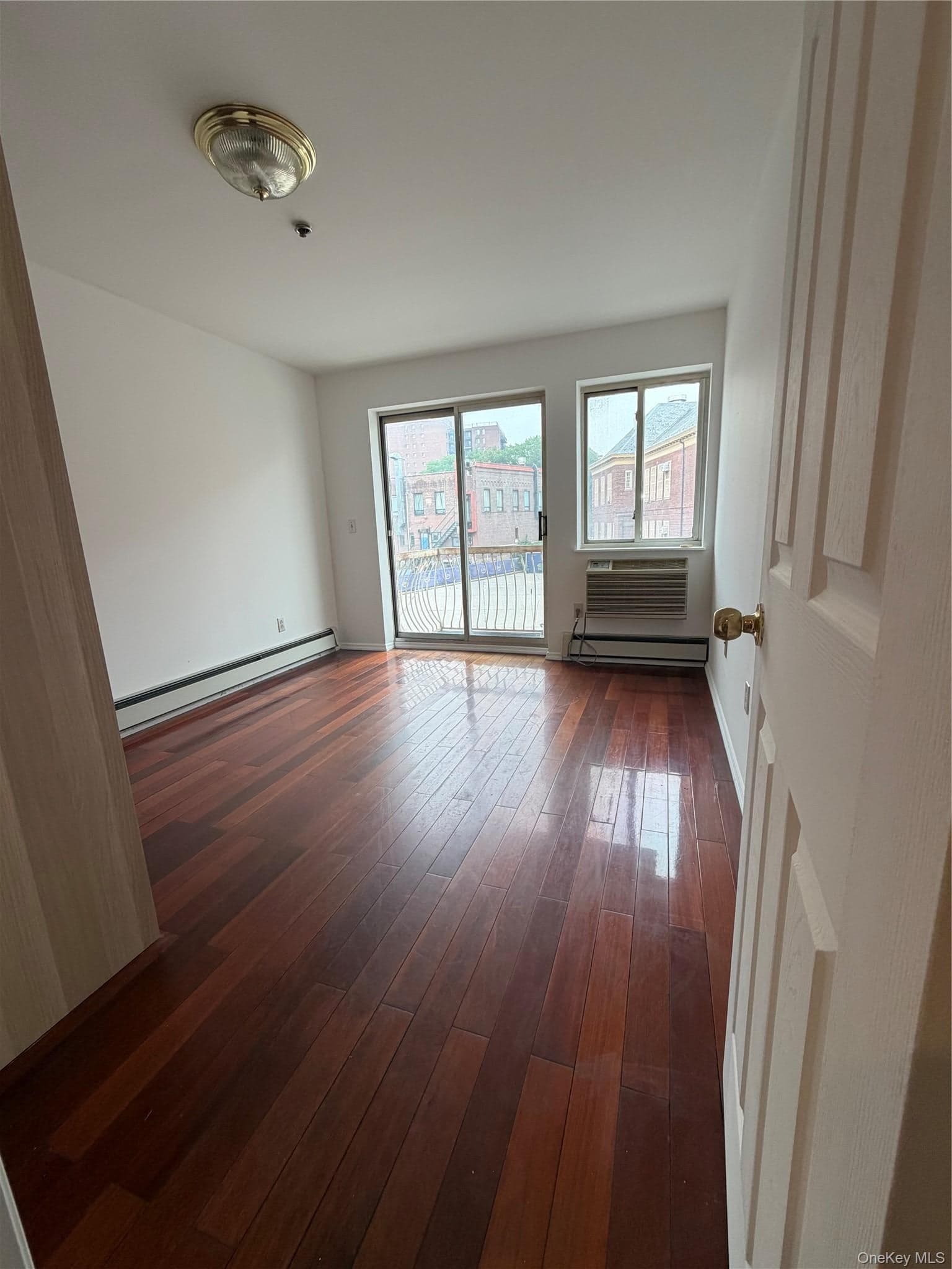 3451 Leavitt Street Unit: 3B thumbnail 3