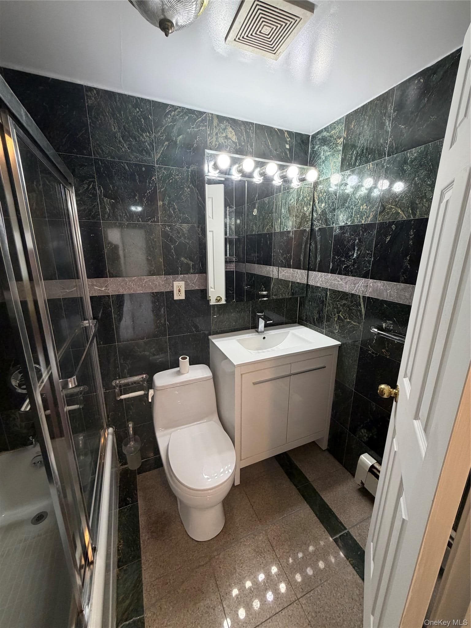 3451 Leavitt Street Unit: 3B thumbnail 6