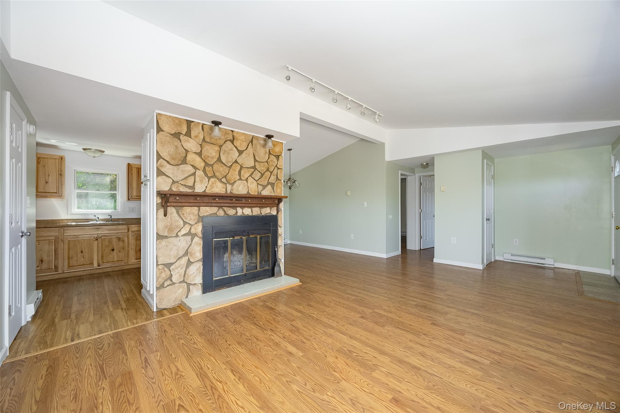 160 Academy Hill Road thumbnail 4