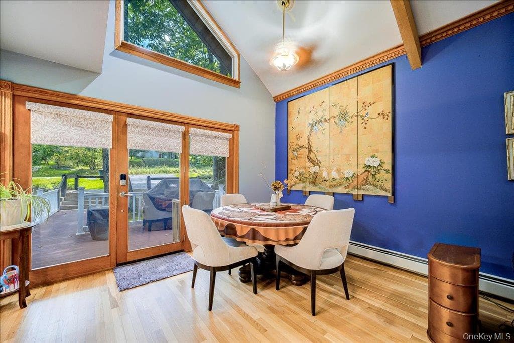 142 N Emerald Drive thumbnail 17