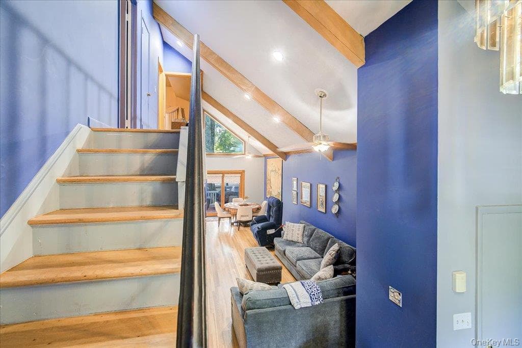 142 N Emerald Drive thumbnail 26