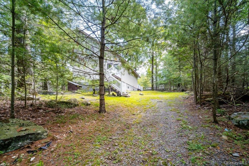 142 N Emerald Drive thumbnail 41