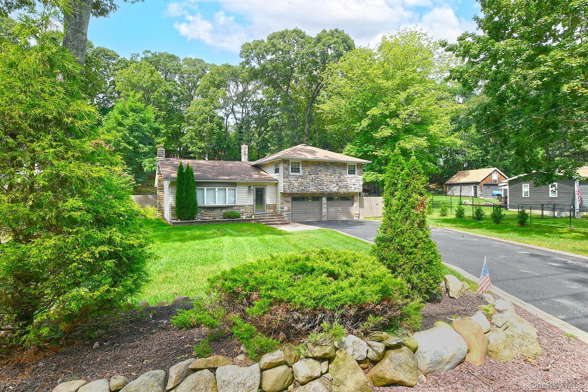 150 Hallock Landing Road thumbnail 32