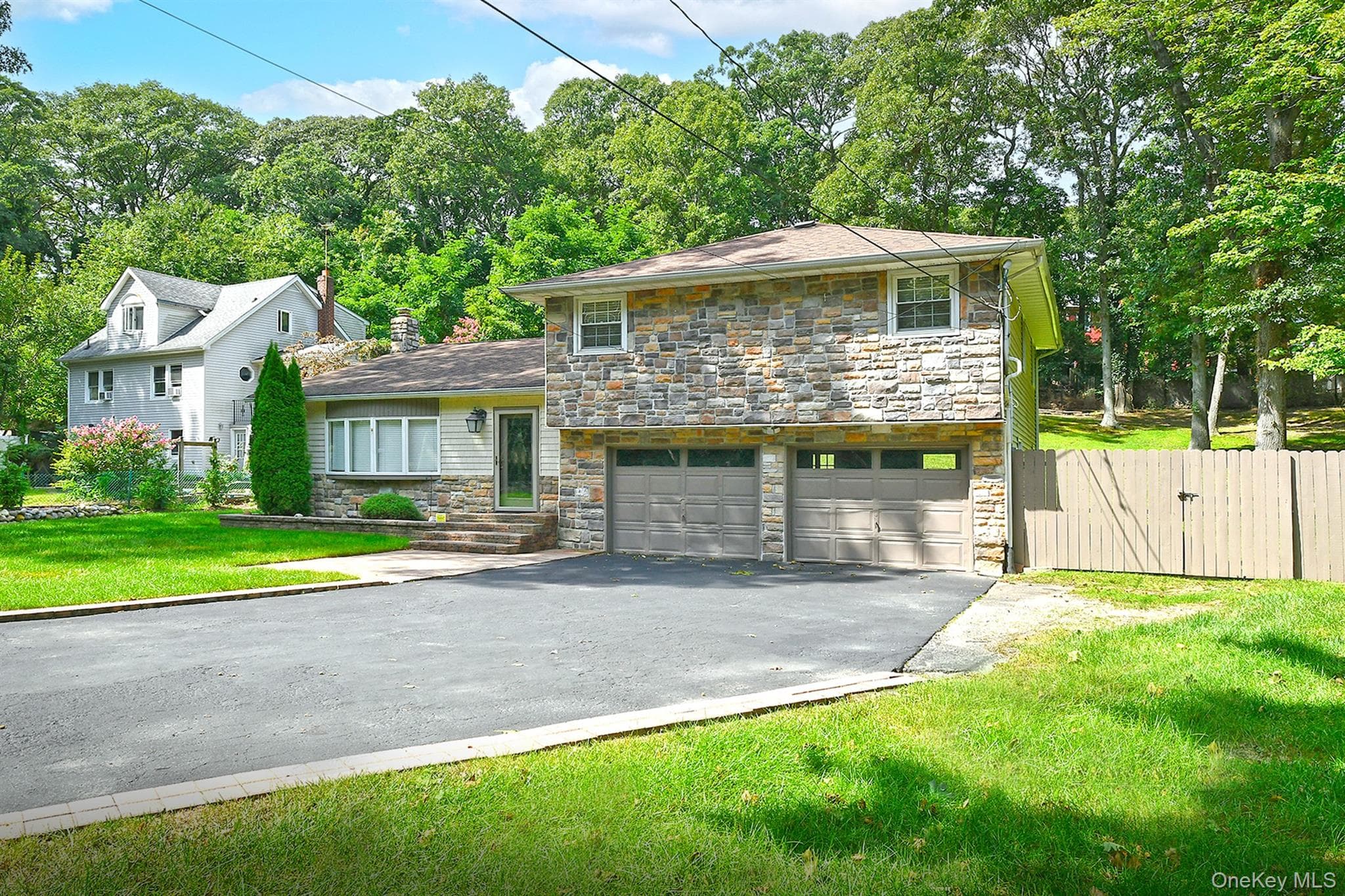 150 Hallock Landing Road thumbnail 4