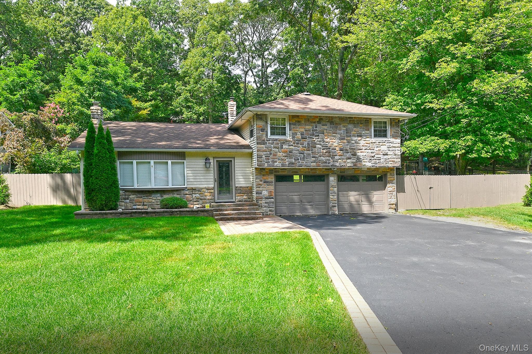 150 Hallock Landing Road thumbnail 3