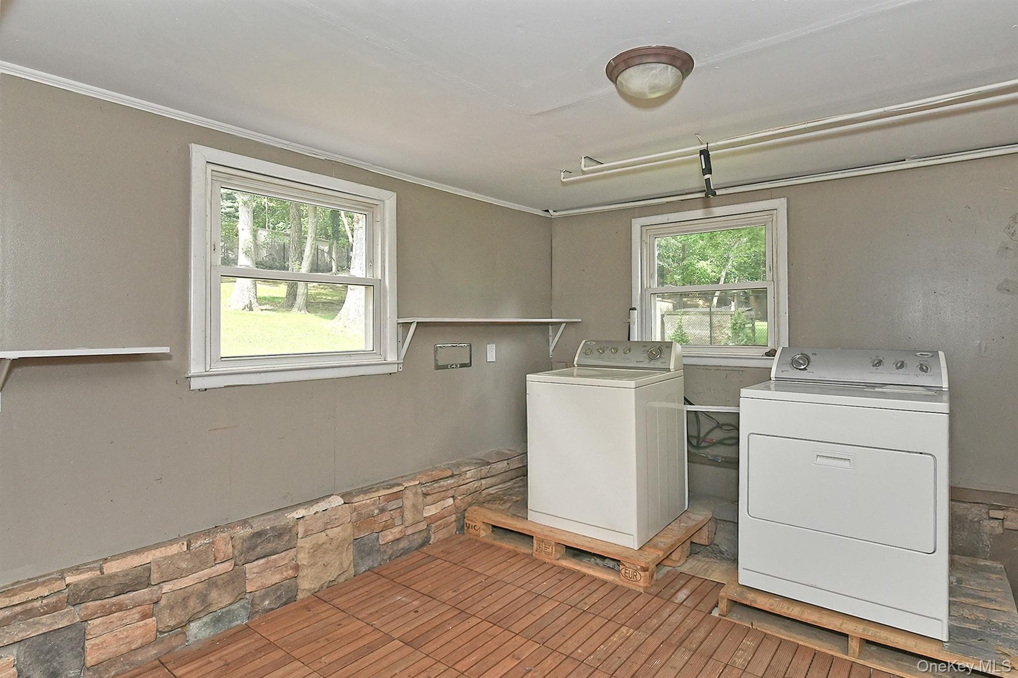150 Hallock Landing Road thumbnail 17