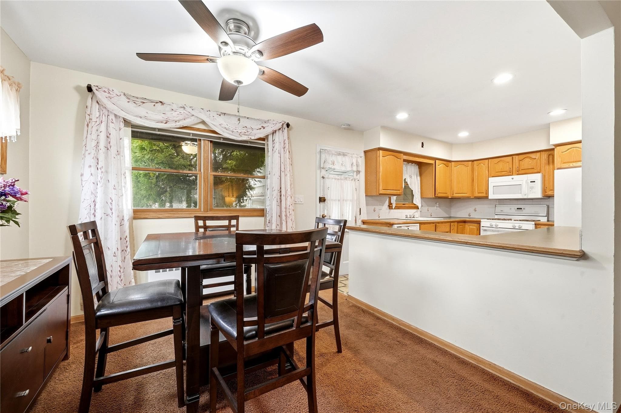 947 White Birch Lane thumbnail 8