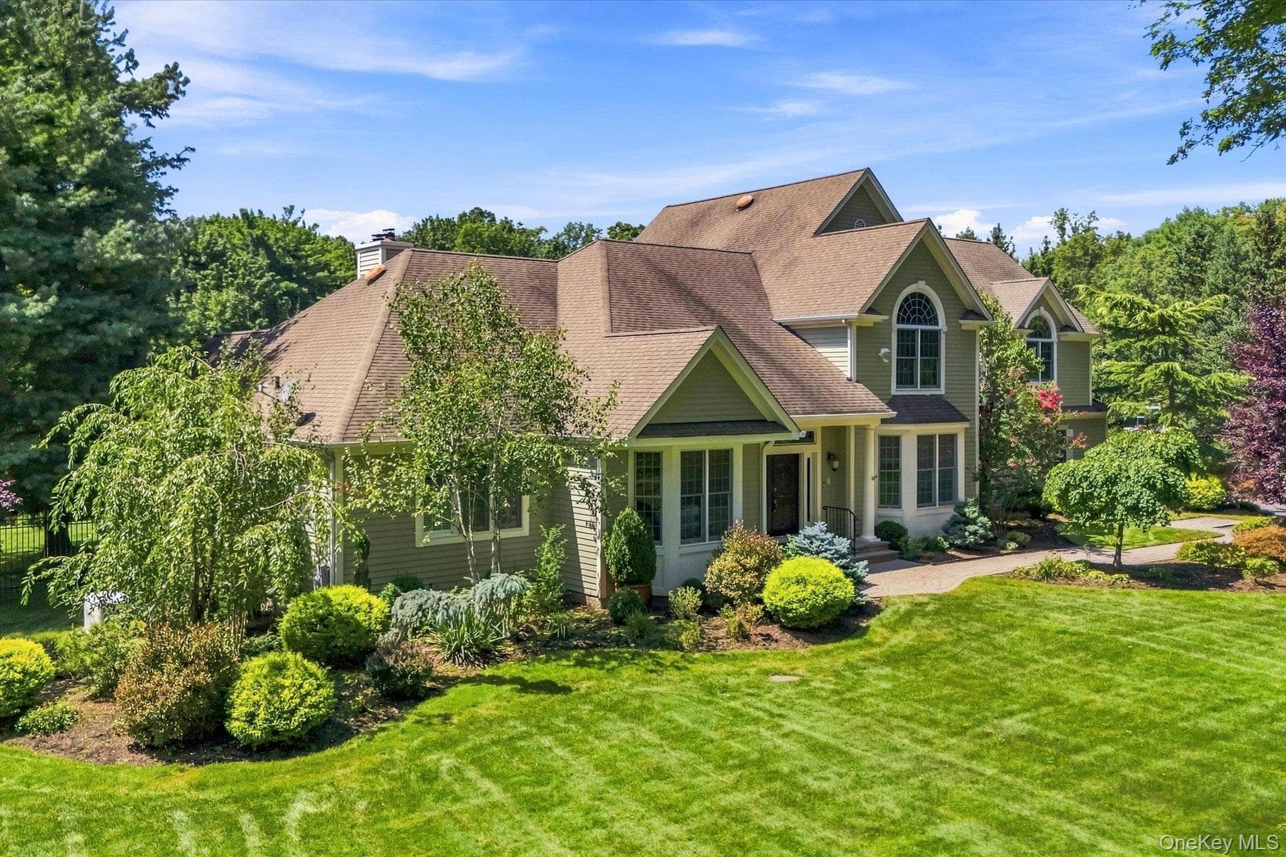 3 Spring Bay Lane, Lloyd Harbor