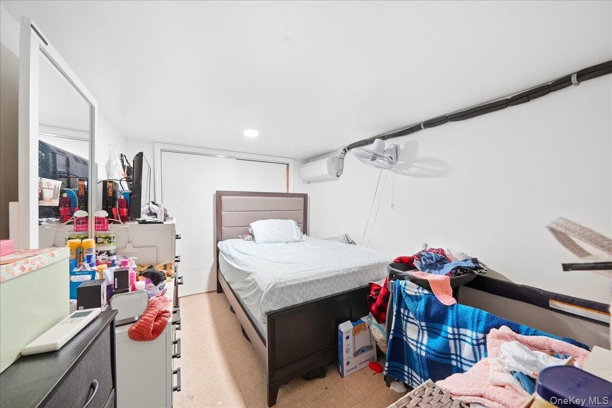 3309 Hone Avenue thumbnail 2