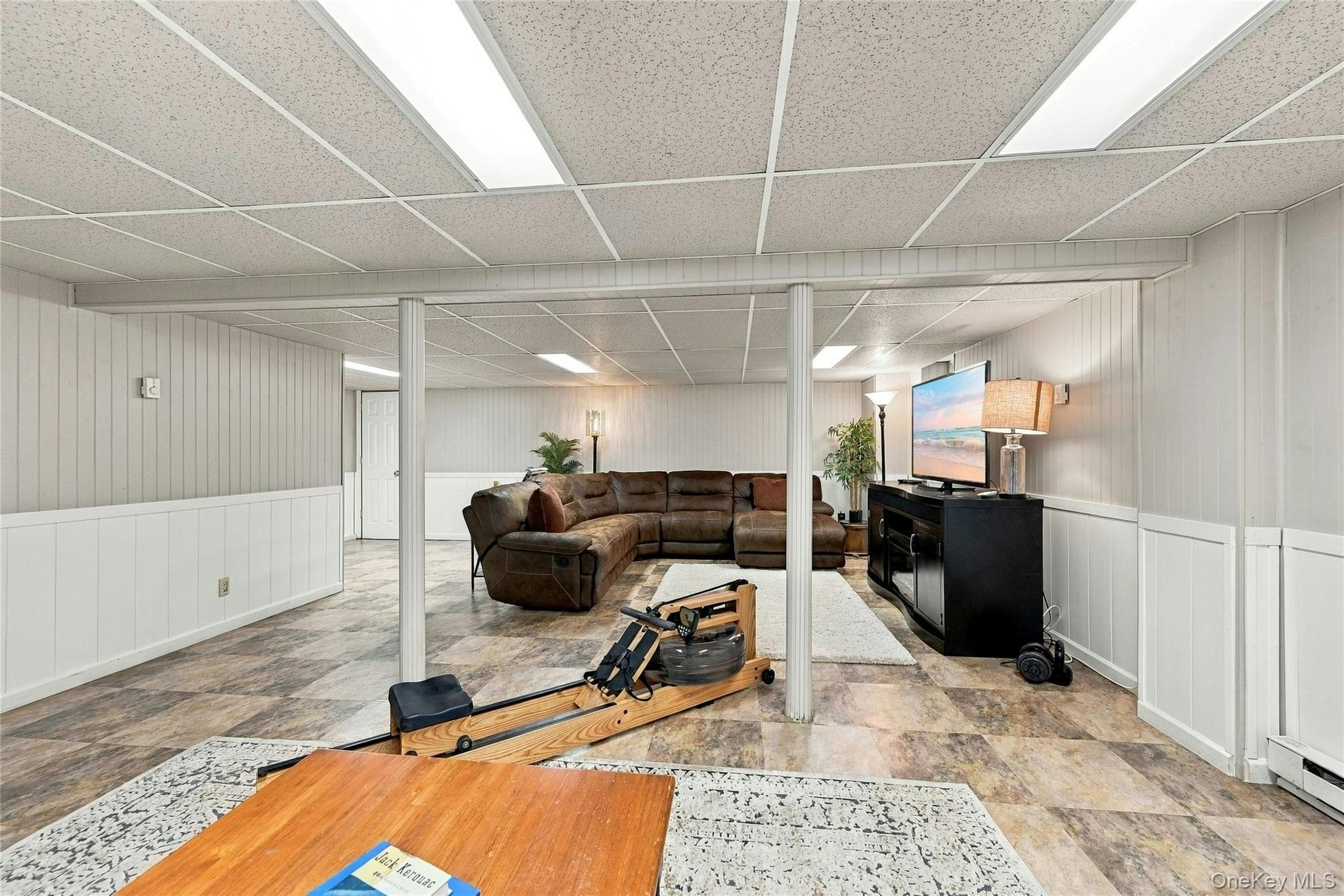 214 Norwood Avenue thumbnail 37