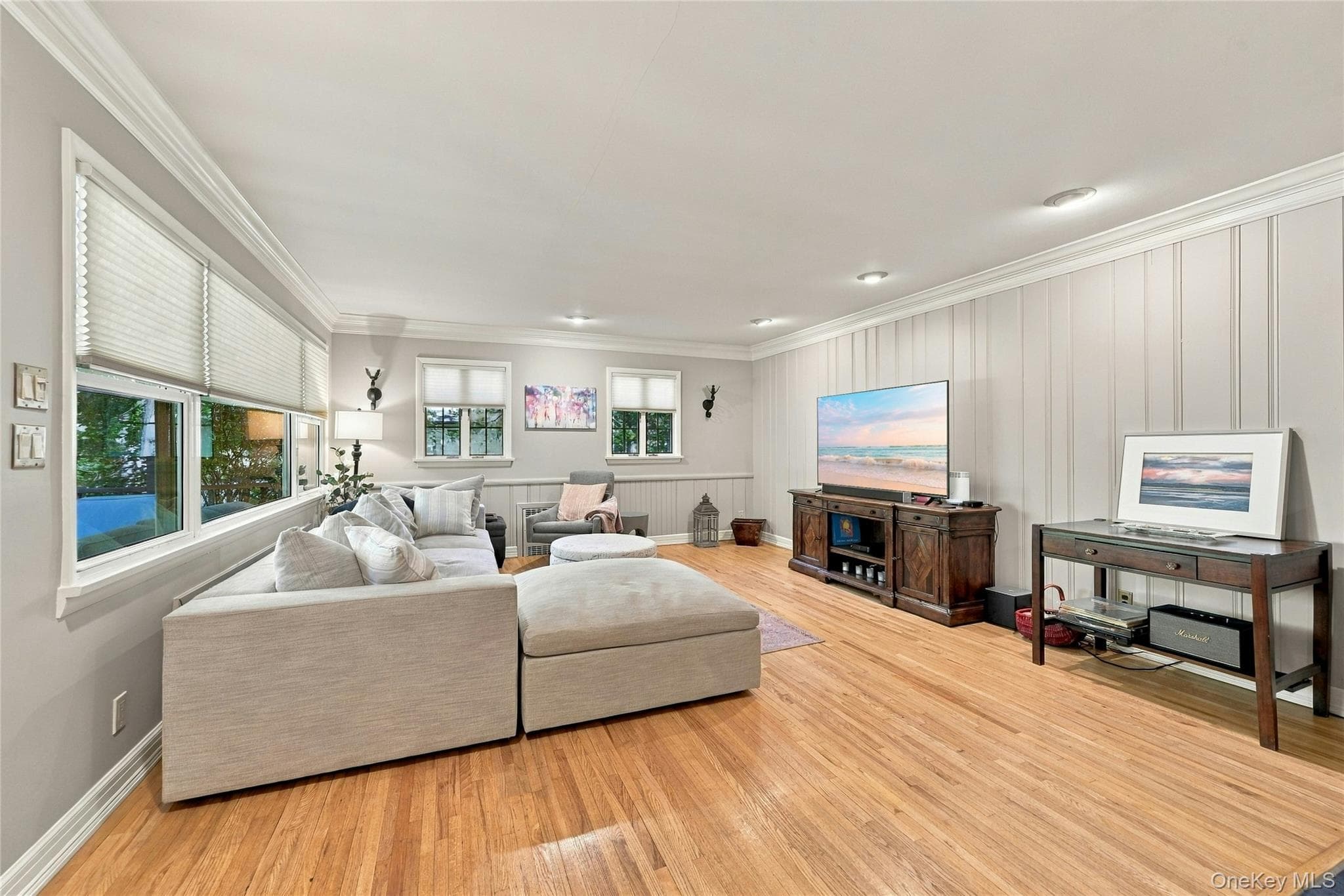 214 Norwood Avenue thumbnail 10